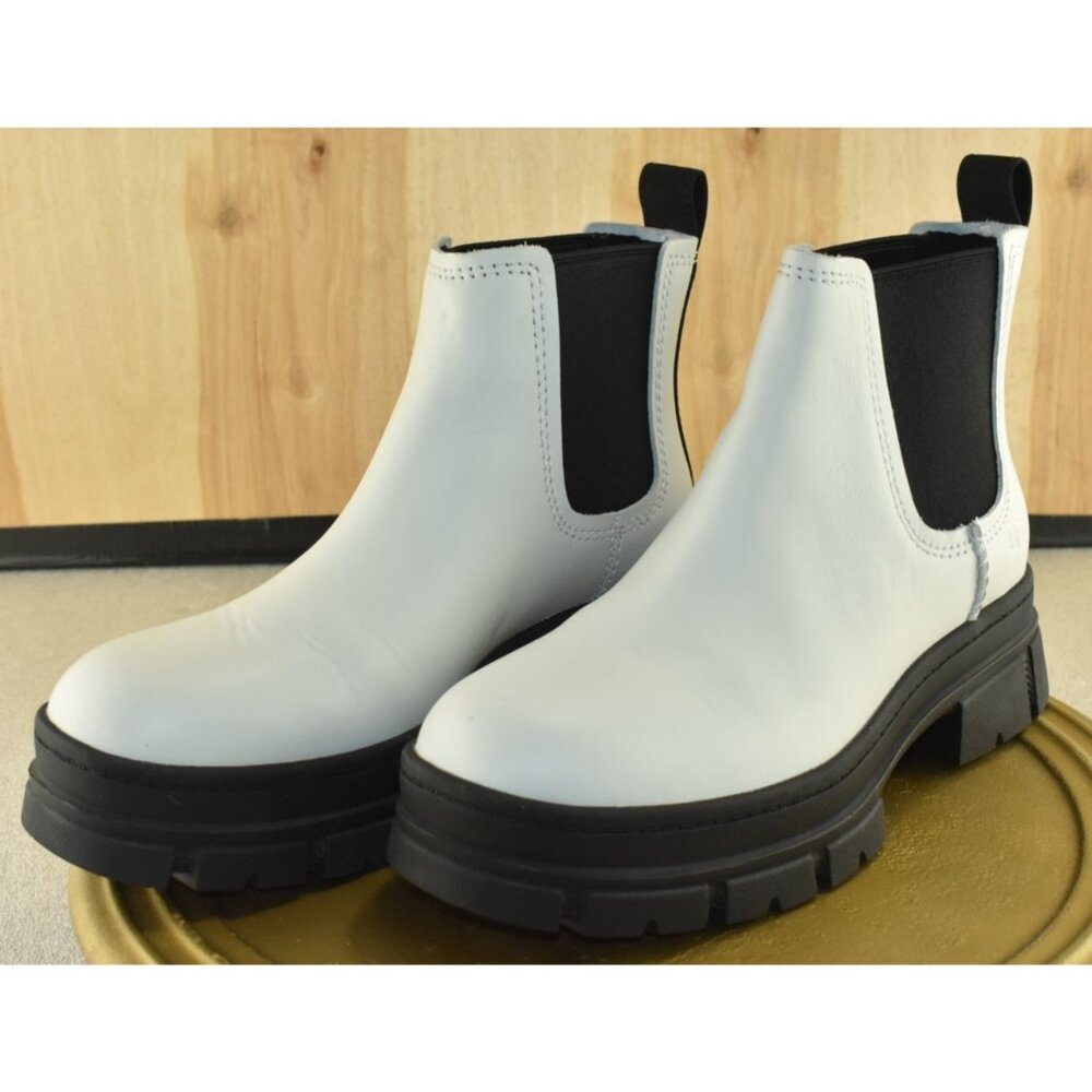 UGG‎ Ashton Chelsea Women Boots Size 7.5 White Leather Platform Waterproof
